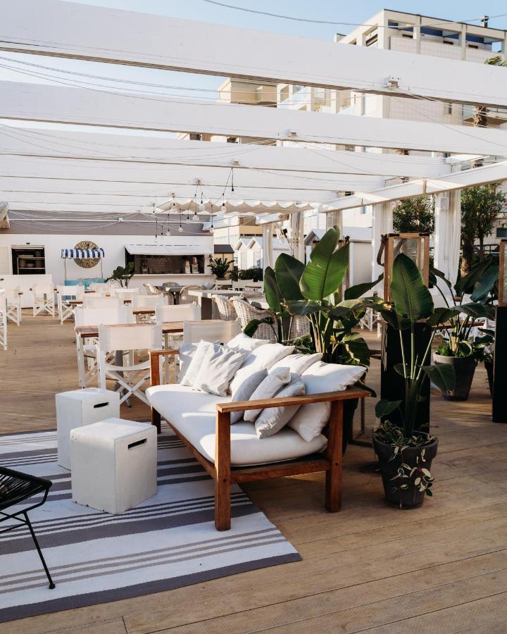 Excelsior Hotel, Spa & Lido Песаро Екстериор снимка